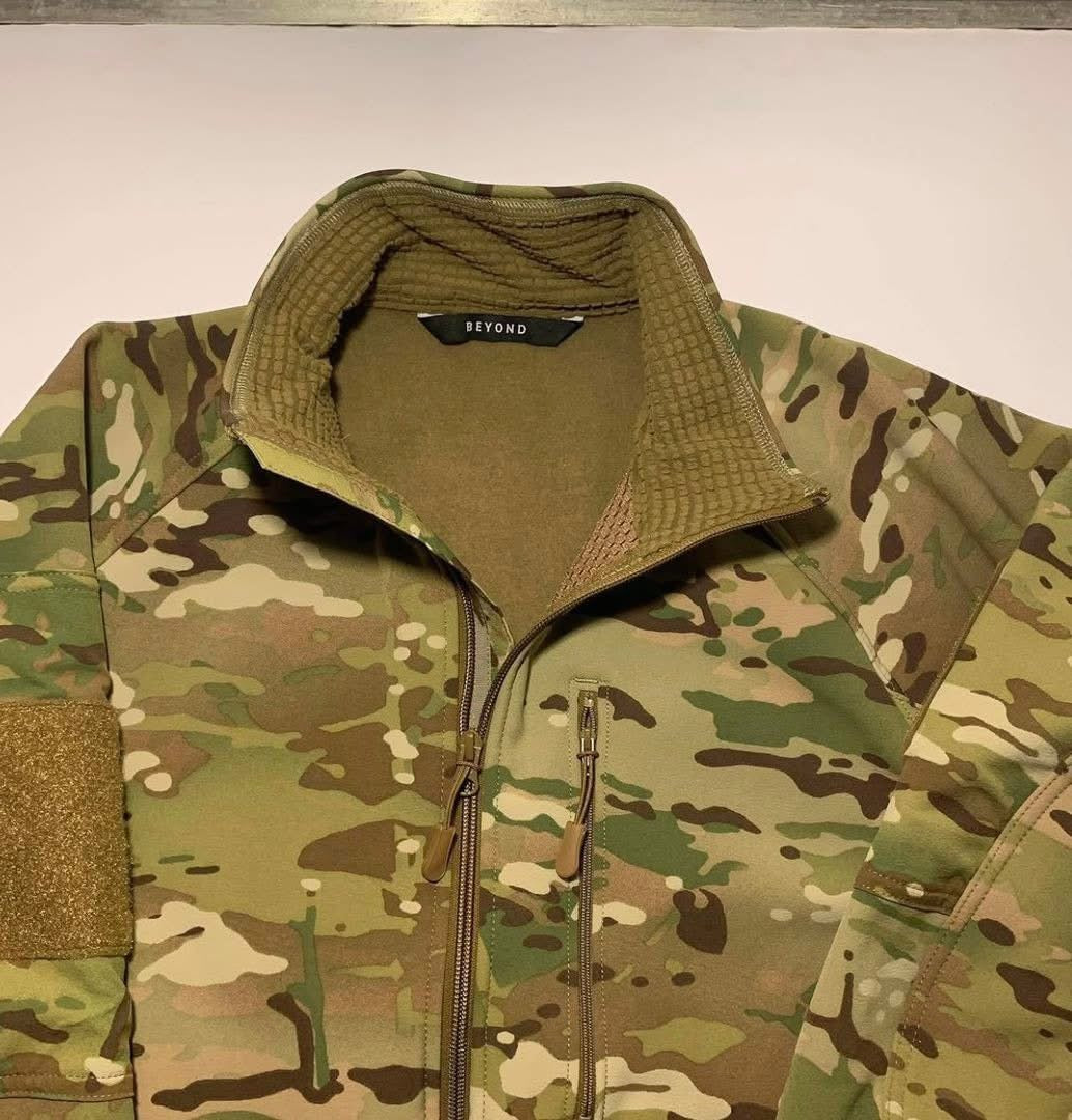 Beyond Clothing A5 Cadre Multicam Jacket. Size Large.