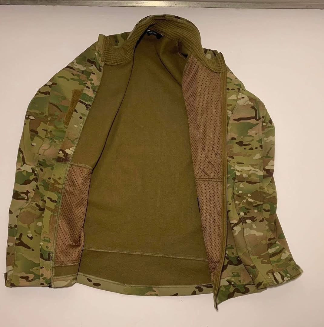 Beyond Clothing A5 Cadre Multicam Jacket. Size Large.